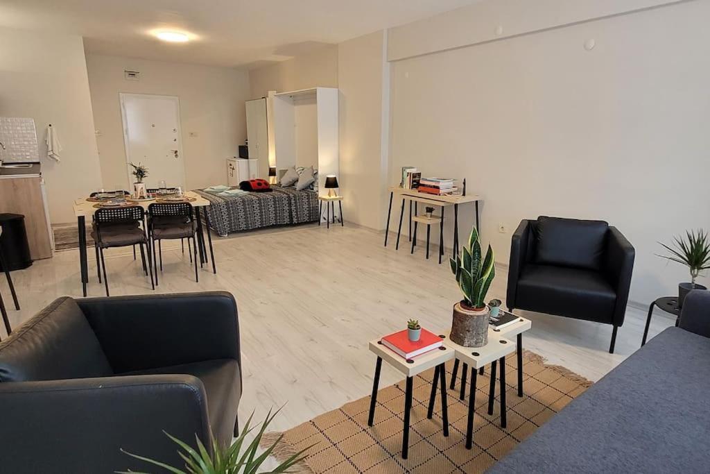 New Cosy Studio In The Heart Of Kadikoy Appartamento Provincia di Provincia di Istanbul Esterno foto